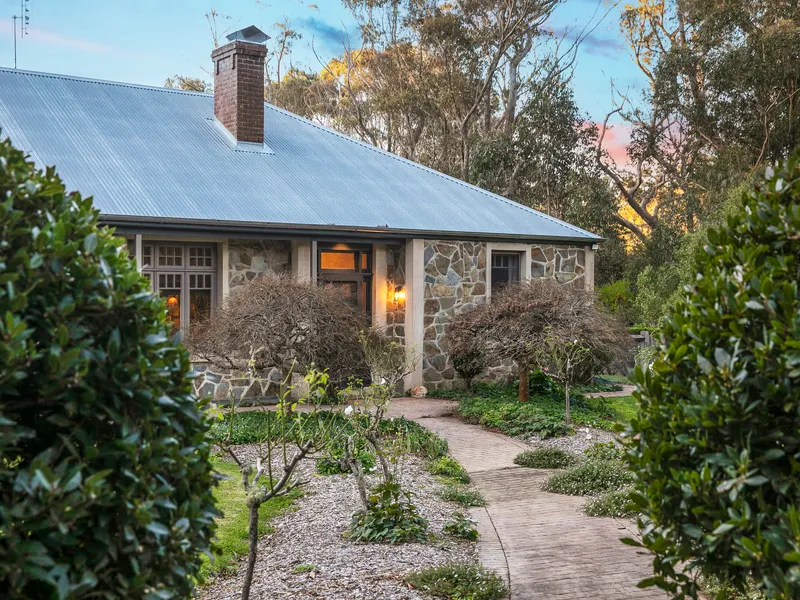 A RURAL ESCAPE IN THE RENOWNED SOUTHERN HIGHLANDS OF NSW