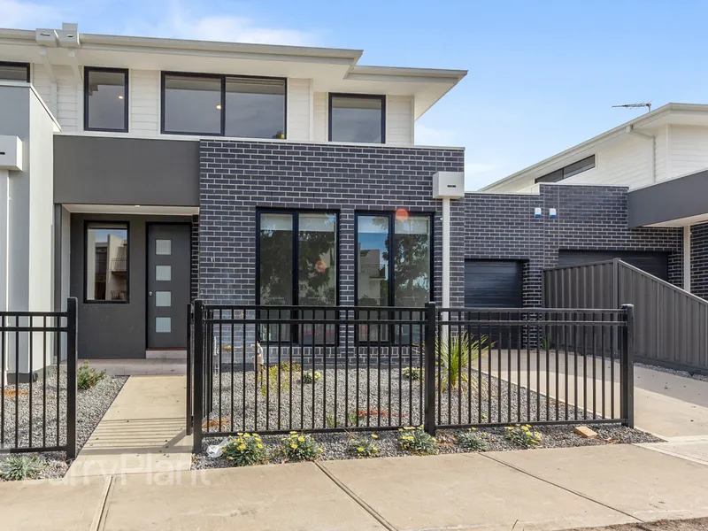 Stunning Modern Townhouse