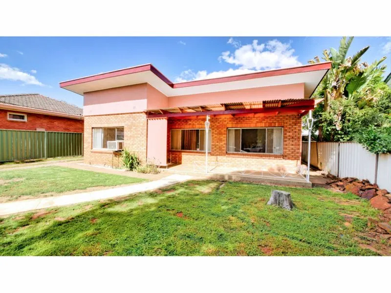 4 Bedroom Offering In South Dubbo