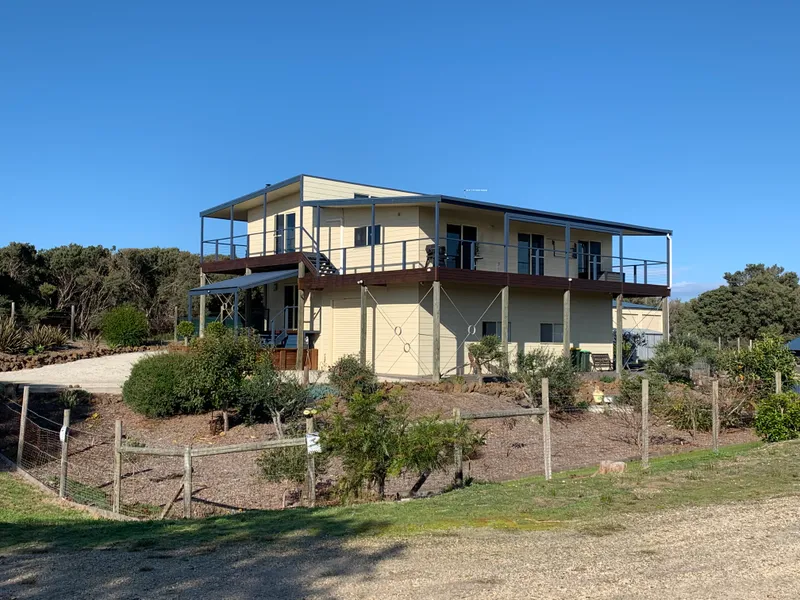 EXCEPTIONAL PROPERTY ON OFFER - YOUR OWN PRIVATE OASIS