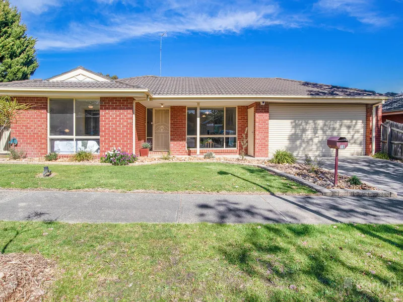 Zoom Inspection Available - Saturday 4th Sept @ 1pm - Quiet Cul-de-sac on 971m2