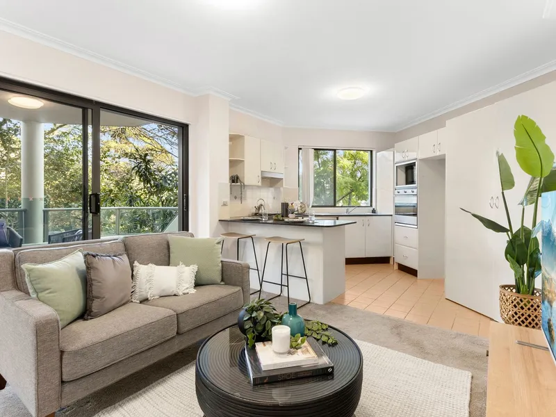Inspired easy care entertainer, brilliant Chatswood lifestyle