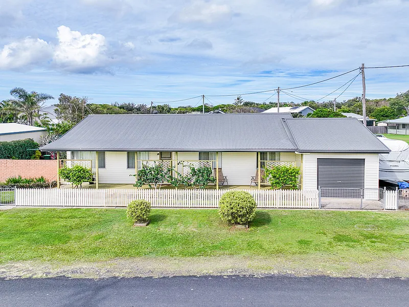 COASTAL GEM AT RED ROCK