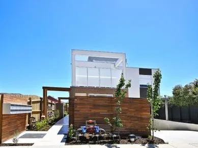 A Brilliant Balance of Style and Lifestyle!