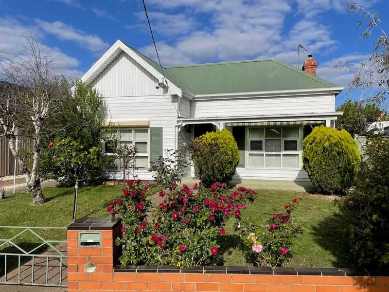 Clean, comfortable 3 bed home with lots of green space!