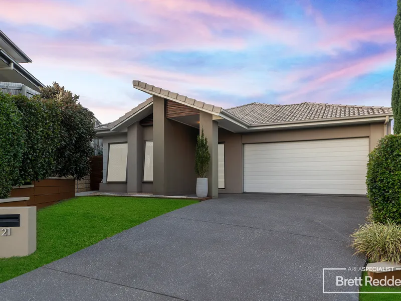 listedAS - Breezy elevated Gold Coast location