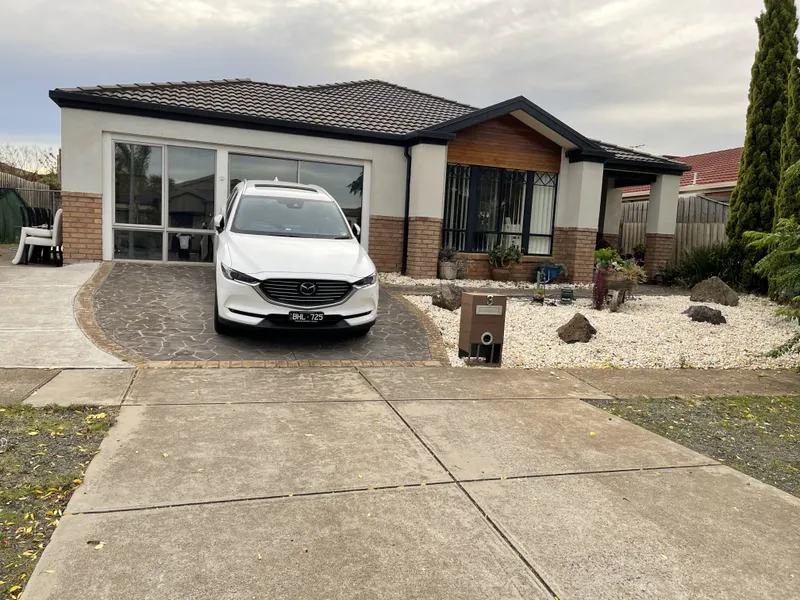 FAMILY HOME IN AN IDEAL LOCATION !!!