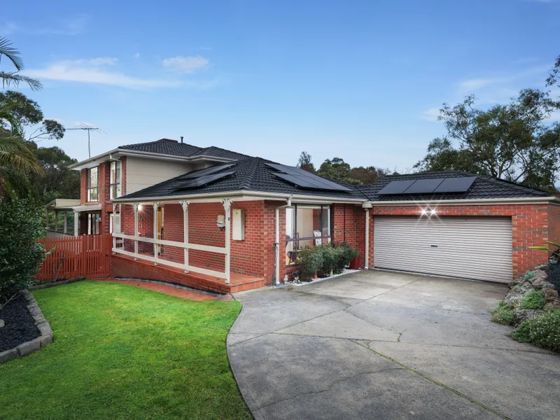 Expansive 4 bedroom home next door to a playground and ideally located in Wantirna South