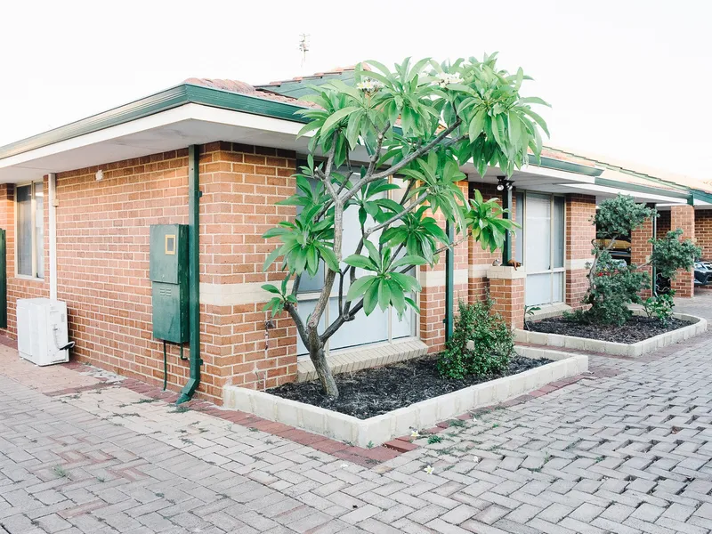 A Secure Low Maintenance Villa In Great Location