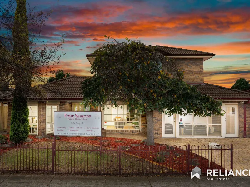 Attention Doctors/Investors/Developer/First Home Buyers/Lifestyle buyers!!
