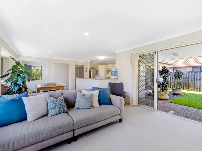 Modern Three Bedroom Home in the Heart of Burleigh Waters