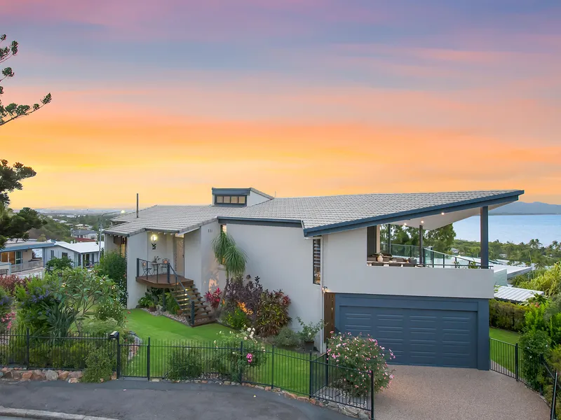 Sophisticated Family Living in Prime Location - It’s all about the Views!