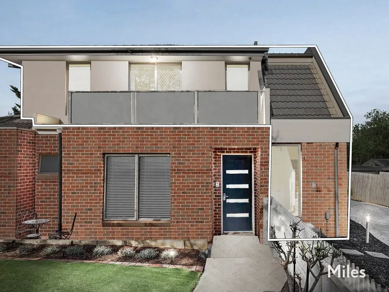 SPACIOUS AND LIGHT FILLED APARTMENT