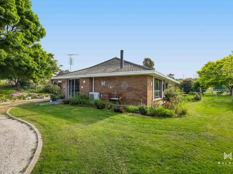 Farmlet, ideal for the horse enthusiasts, 6.3 acres