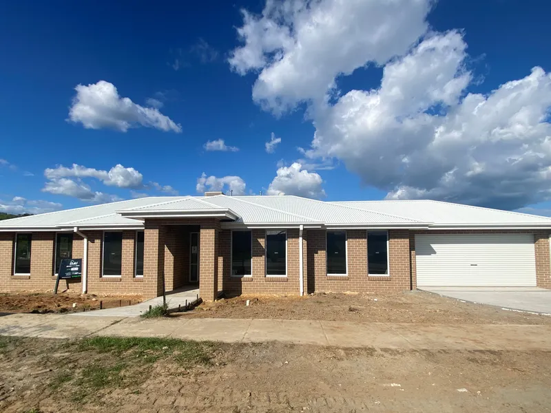 Brand New 4 Bedroom Townhouse