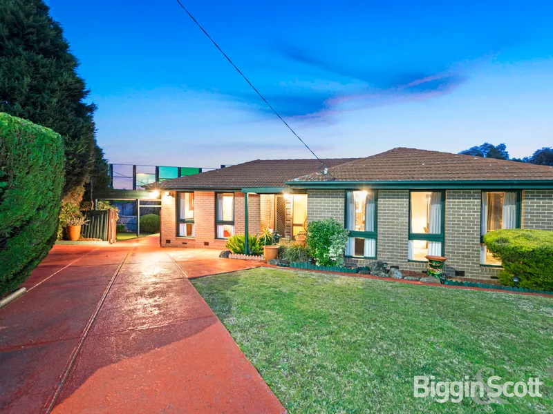 AN AFFORDABLE FAMILY ENTRY IN A FANTASTIC DANDENONG NORTH POCKET!