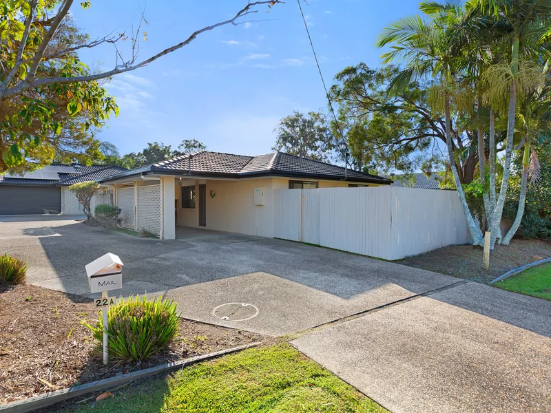 LOWSET DUPLEX - Often sought, but seldom found