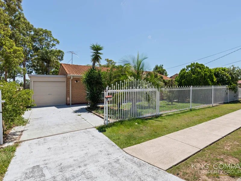 Are you looking for a quick project? This property is full of potential! 