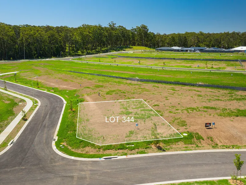 Spacious Corner Block with DA Approval for Dual Occupancy