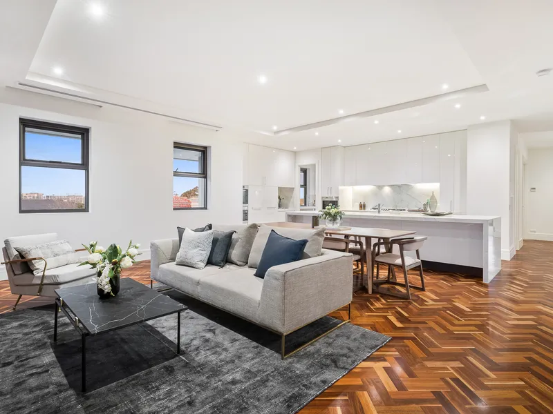 Stunning penthouse apartment -  1 Month Free Rent Included