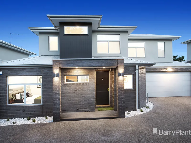 Comfort and Style in a Prized Location.