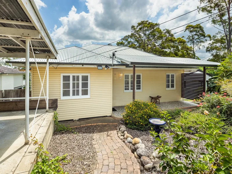 Renovated3 bedroom home - large yard