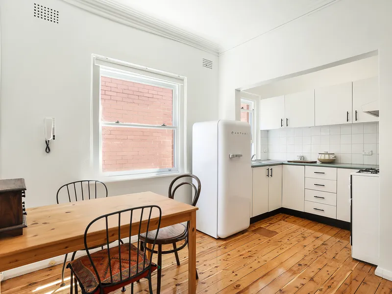Boutique Apartment moments away from Coogee Beach