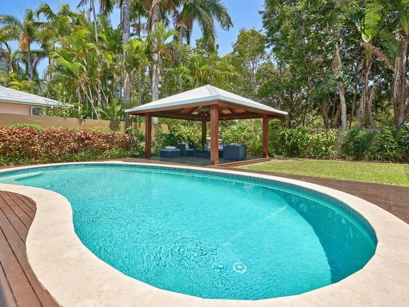 Opulent Palm Cove Masterpiece