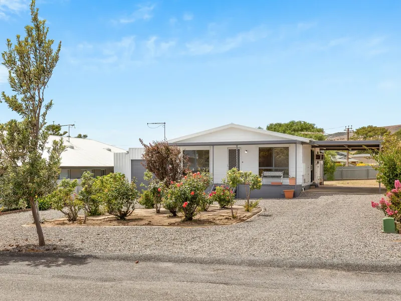 The cutest little beach house in town!