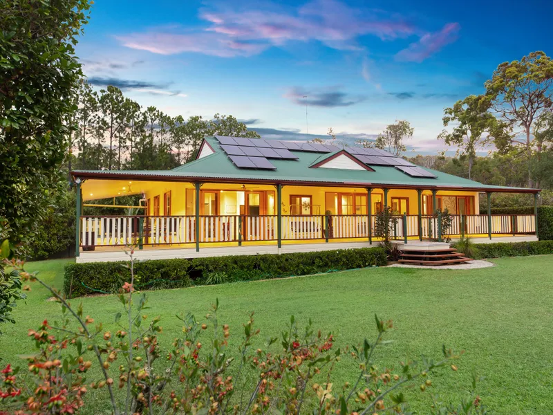 Stunning Character Home - Potential dual living/home business