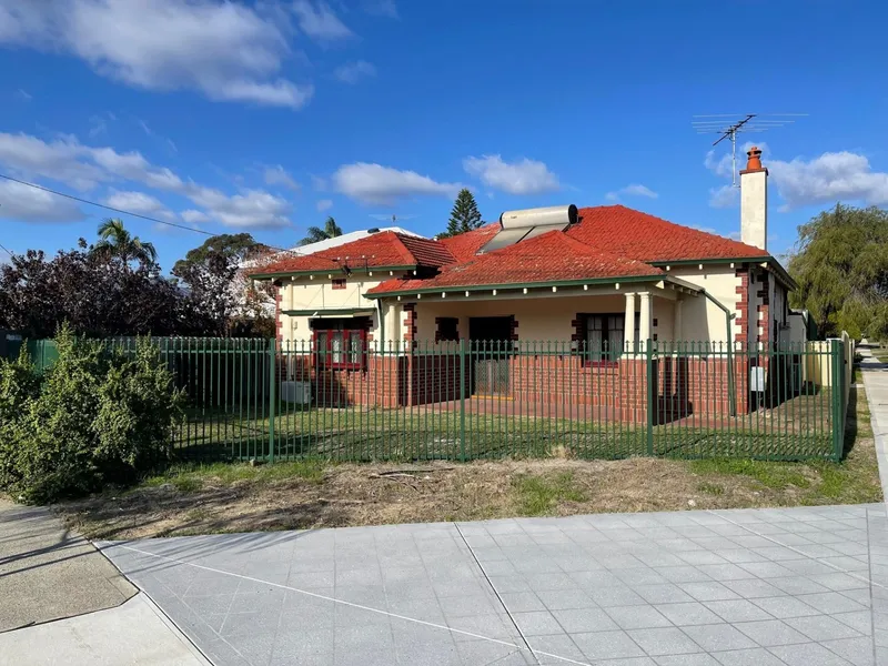 South Perth 2 bedroom house