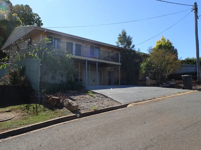 HERE'S A PROPERTY ON A GRAND SCALE