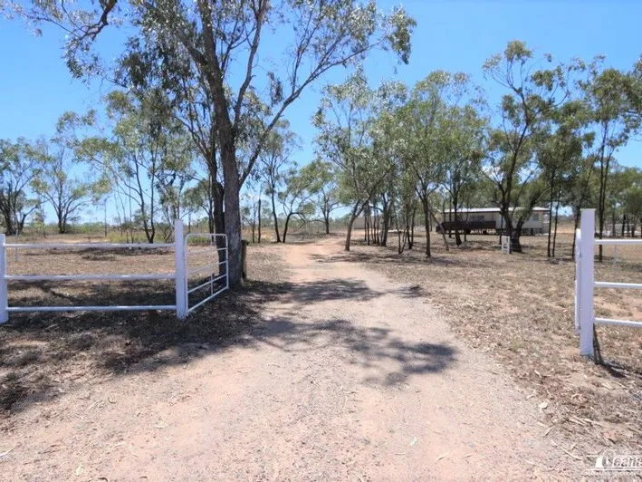 4 BED - 2 BATH - SHEDS - 10,910m2
