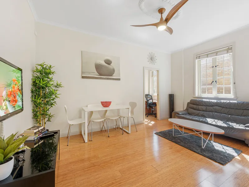 BEAUTIFULLY RENOVATED 1 BEDROOM IN ST JAMES APARTMENTS