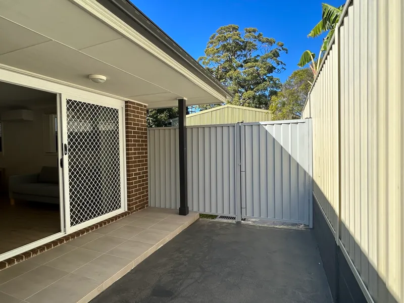 Furnished Quality Granny Flat at Prime Location