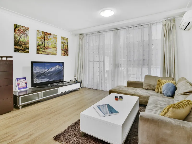 Fully Furnished One Bedroom Apartment