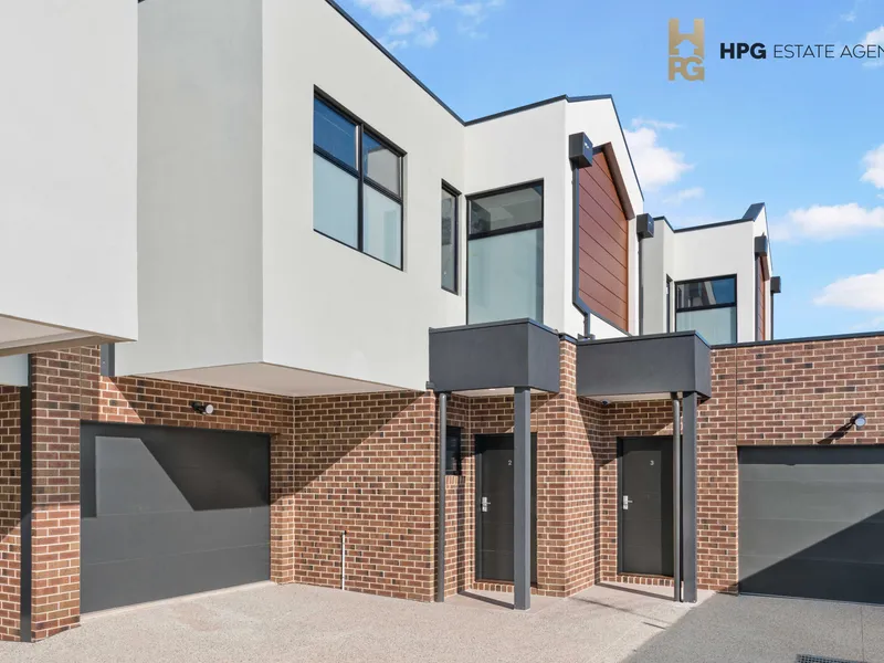 Brand New 2 Bedroom Townhouse!