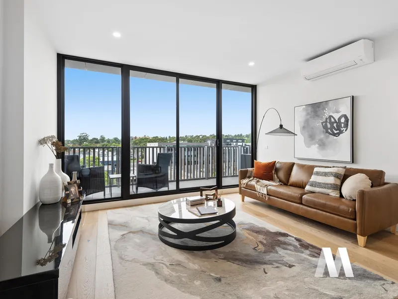 Brand New Top Floor Apartment - Welcome Home!