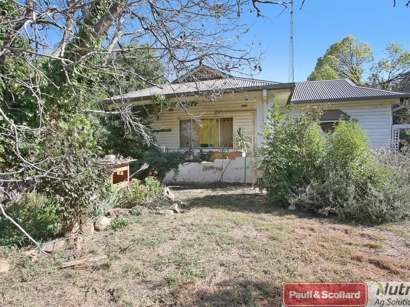 INVESTORS NOTE - 2 RENTAL HOMES FOR THE PRICE OF 1