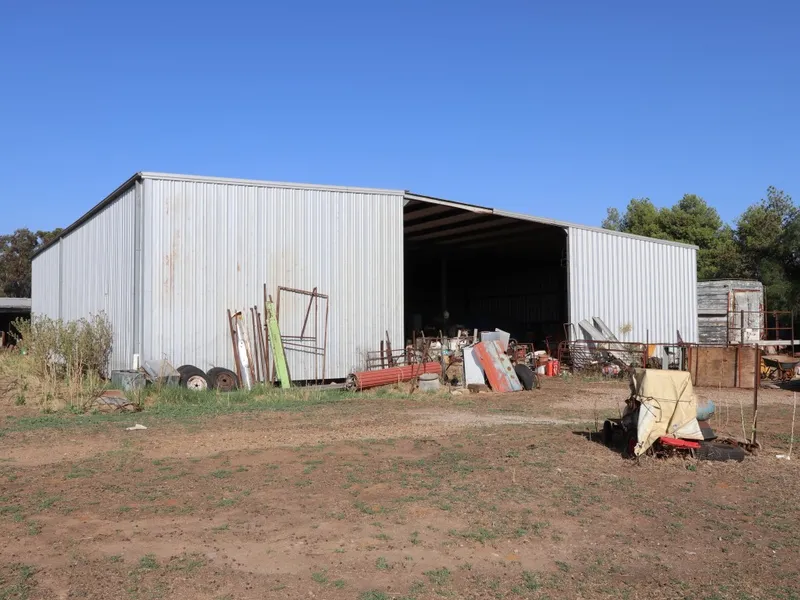 Take Advantage of Main Road Frontage!