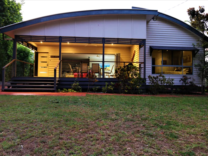 BLUE RIBBON LOCATION BY THE BAY