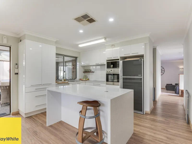 The Family Entertainer!