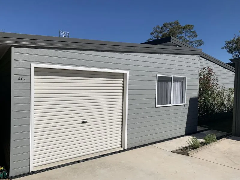 Modern 3 Bedroom Home with Large Fenced yard