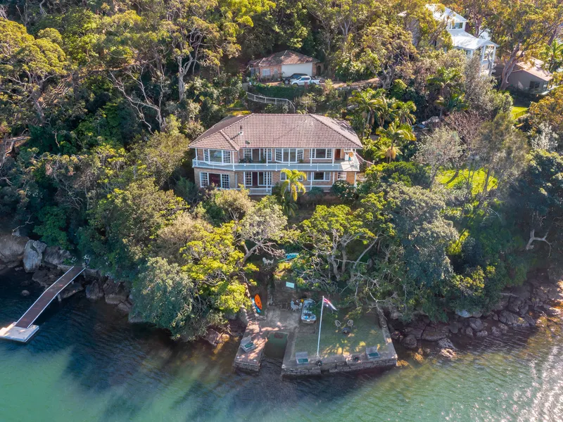 Deep waterfront oasis with superb panoramic views