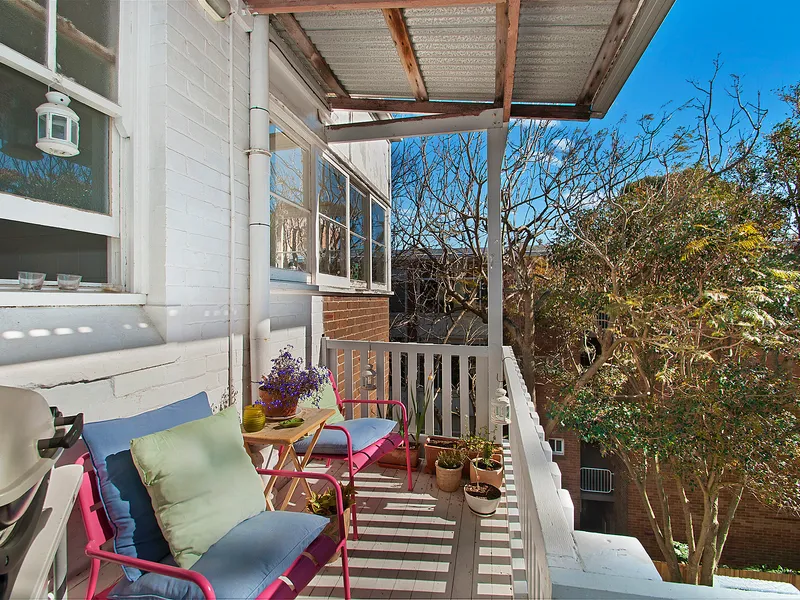 Character Filled Eastern Hill Apartment