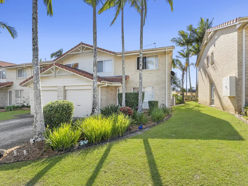 Beautiful Home in The Billabong Bird Sanctuary!