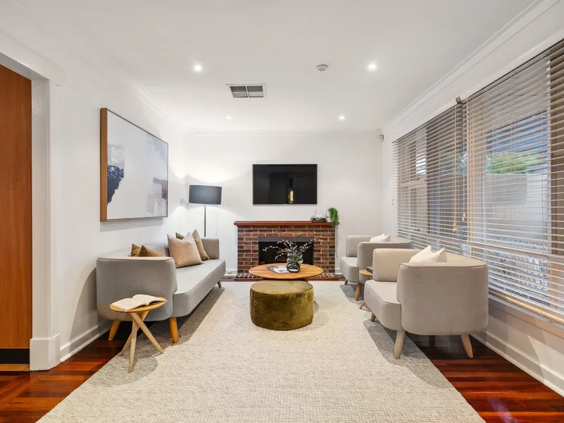 CHARACTER MEETS CONTEMPORARY