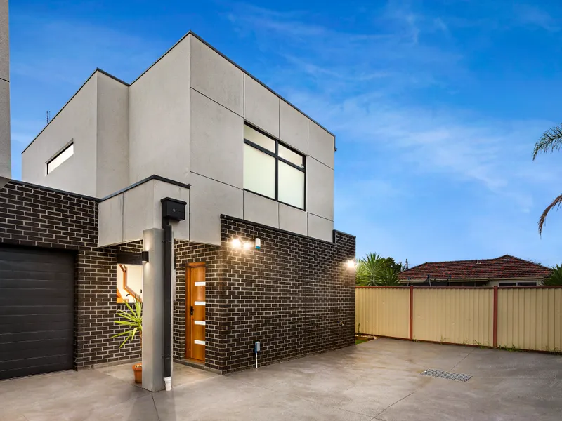 Large Modern & Stylish