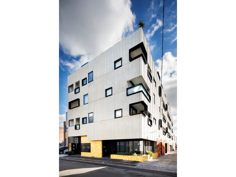 Modern Apartment In Great Location!