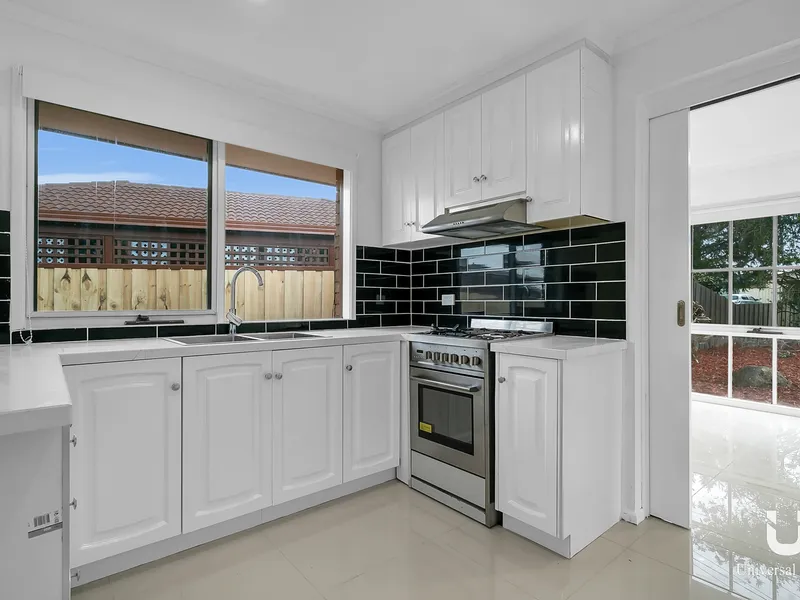 RENOVATED ABODE IN THE HEART OF CRAIGIEBURN